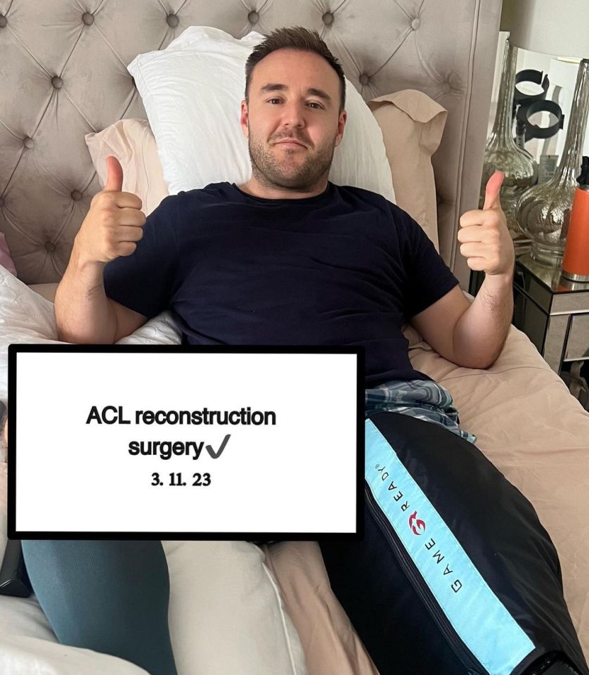 Corrie star Alan Halsall revealed he's underwent surgery on his leg last week