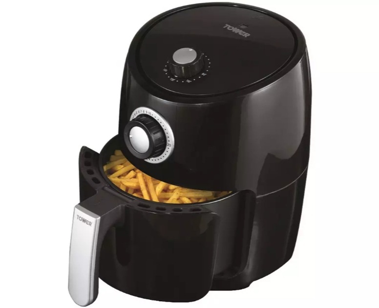 Shoppers are realising how they can get a Tower air fryer for just £12.50