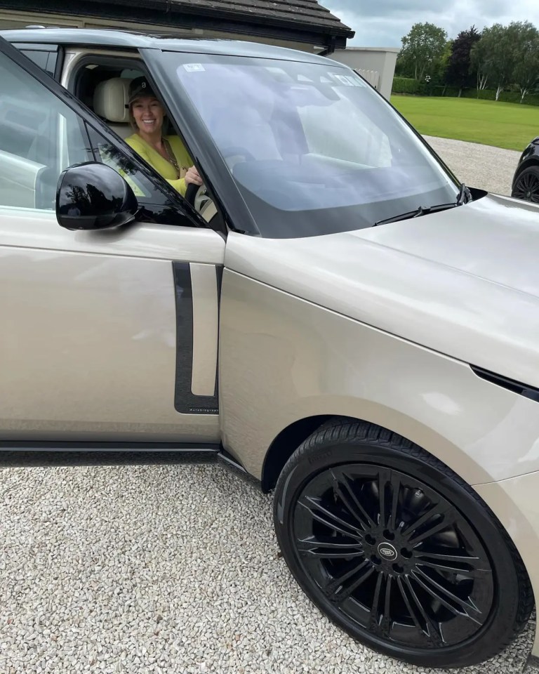 Dee shows off a new purchase - a £130k Range Rover