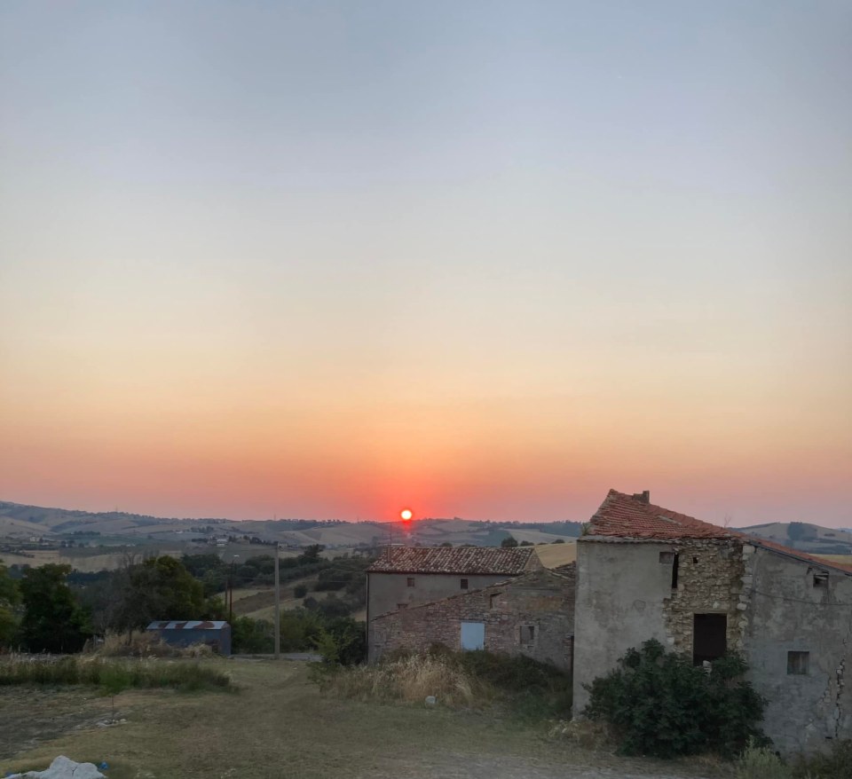 The last picture Michele shared was of a sunset from her home in Italy, on October 25