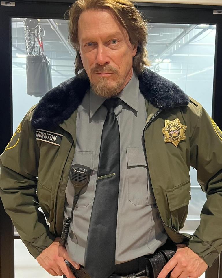 Posting to his official Instagram account, he wore a US sheriffs outfit and showed off his long locks