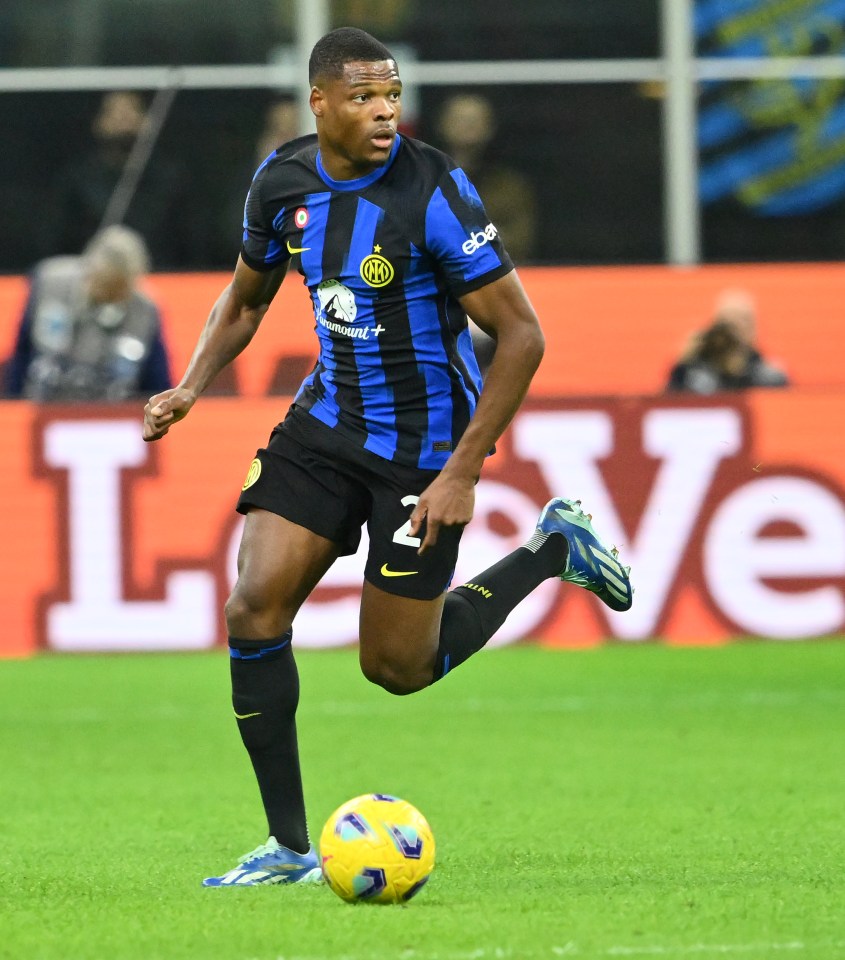 Inter Milan have set an asking price for Denzel Dumfries