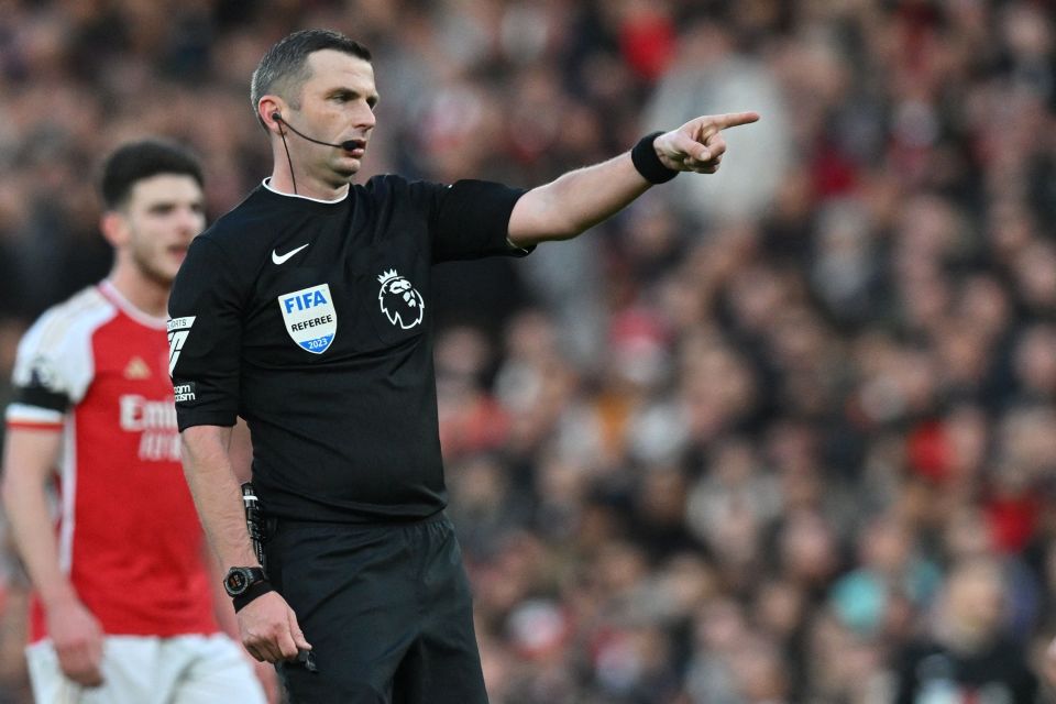 Ref Michael Oliver delighted fans when he was hit by the ball