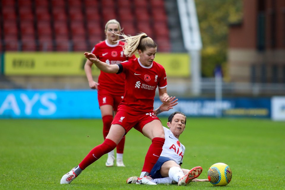 Chelsea host Liverpool at Stamford Bridge in their seventh WSL game this season