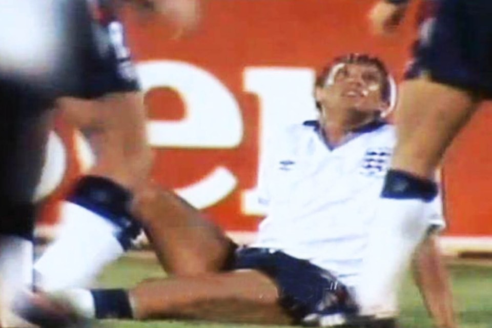 The Aussie star almost repeated Gary Lineker's infamous toilet incident