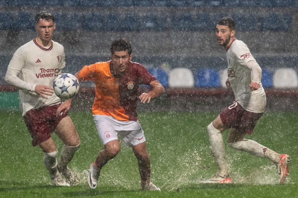 The pitch was deemed 'unplayable' by a commentator in the late stages