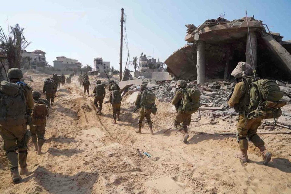 Israeli troops continuing ground operations in Gaza Strip