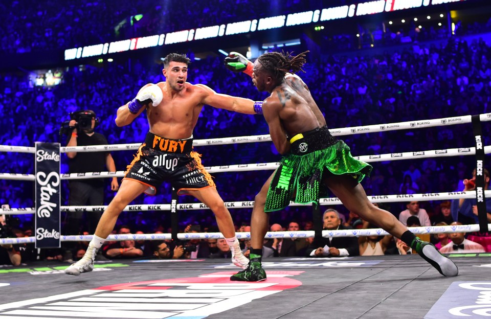 Tommy Fury beat KSI on points