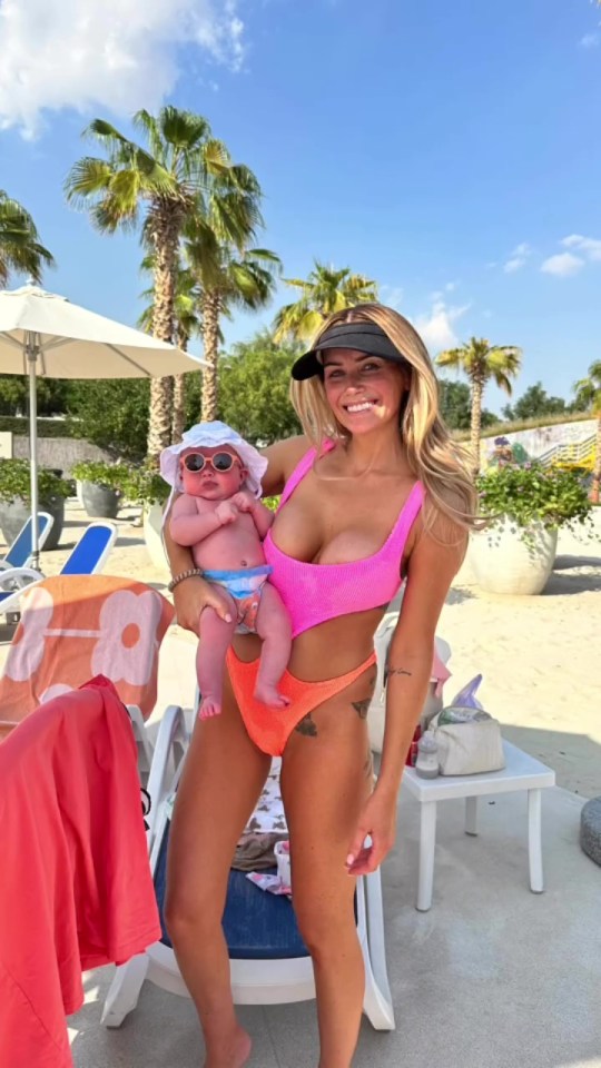 Laura Anderson showed off her figure in a two piece swimsuit in Dubai