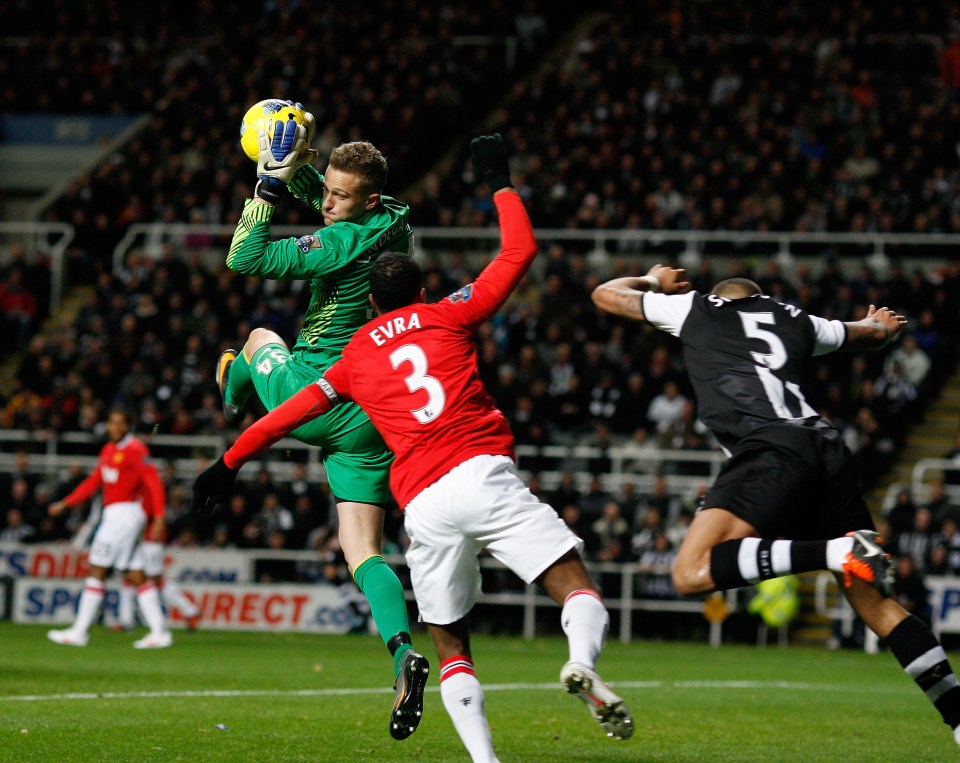 Lindegaard's form dipped after a nasty ankle injury