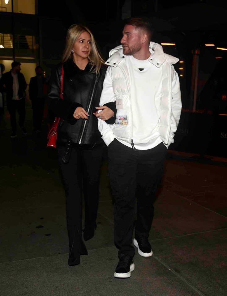 Alexis Mac Allister and his partner Ailen Cova were snapped outside the hotspot