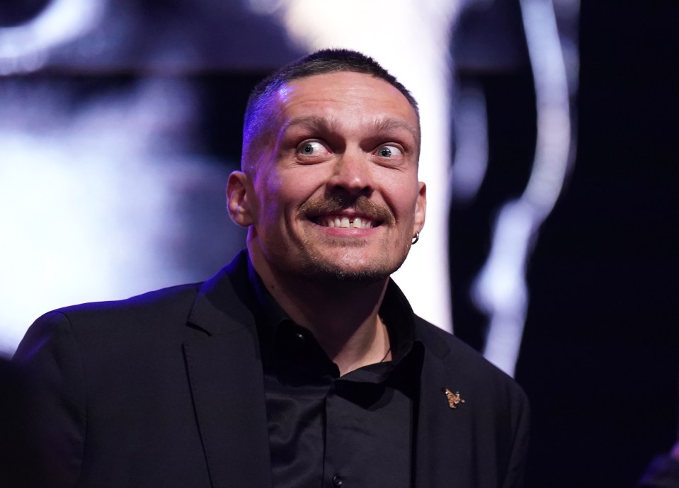 He also warned Tyson to change tactics before his fight with Oleksandr Usyk