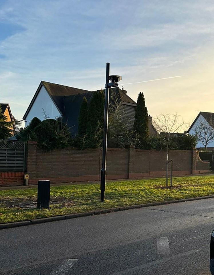 Residents as far away as Danson Park – more than two miles away in Bexleyheath – even reported hearing the deafening blas