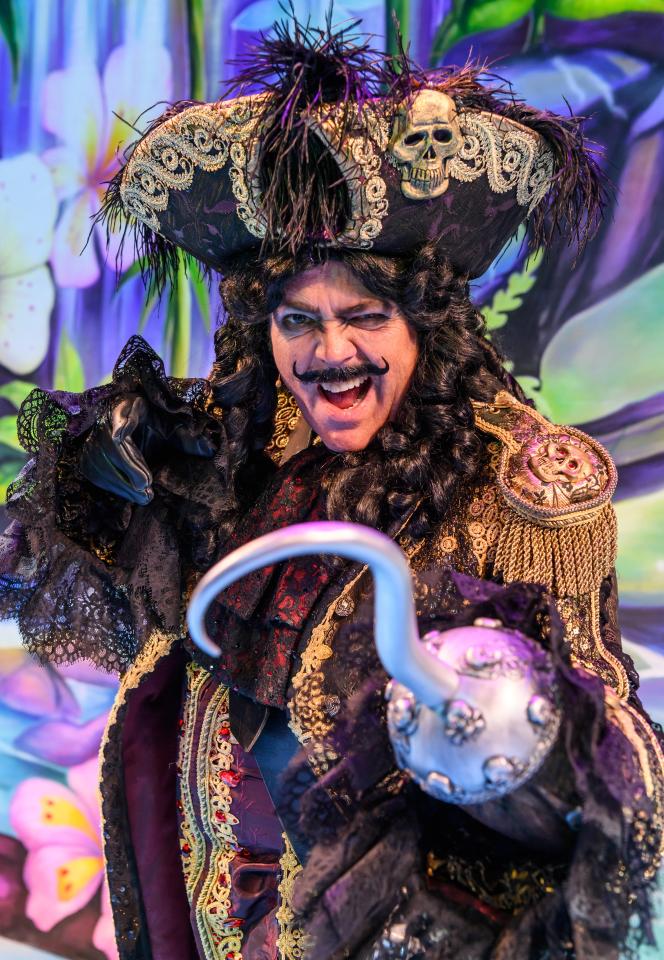 Donny Osmond played Captain Hook in Brum in 2018 and had a stroke on stage