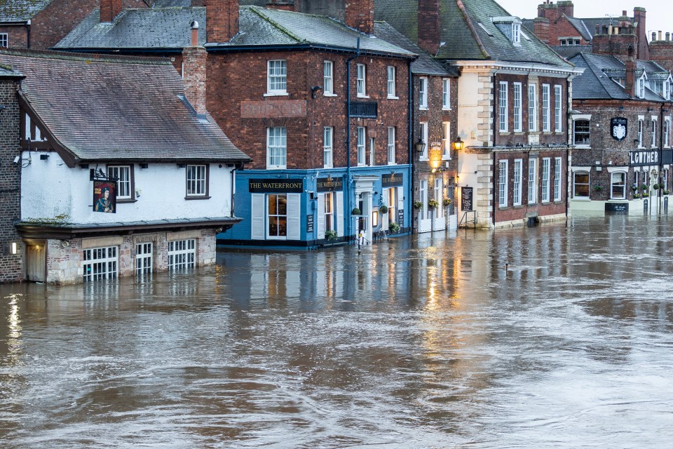 The Kings Arms pub in York was flooded this morning where the River Ouse has broken its banks