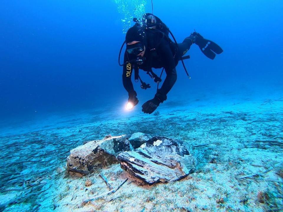 Fragments believed to be from the cargo of a Stone Age-era ship have been discovered in Capri, Italy