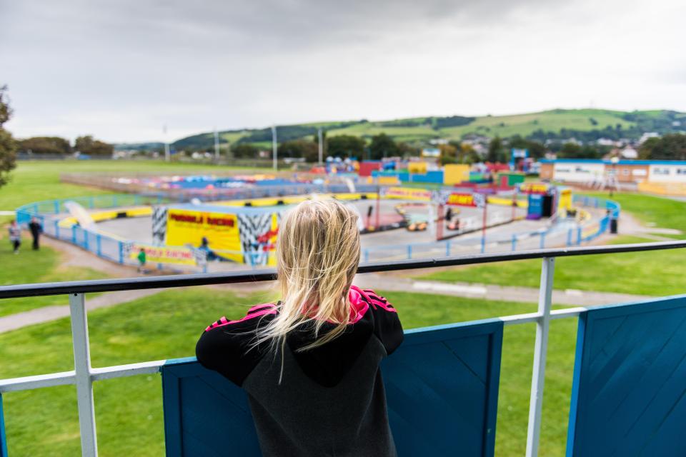 Pontins' site at Prestatyn will also shut 'with immediate effect'