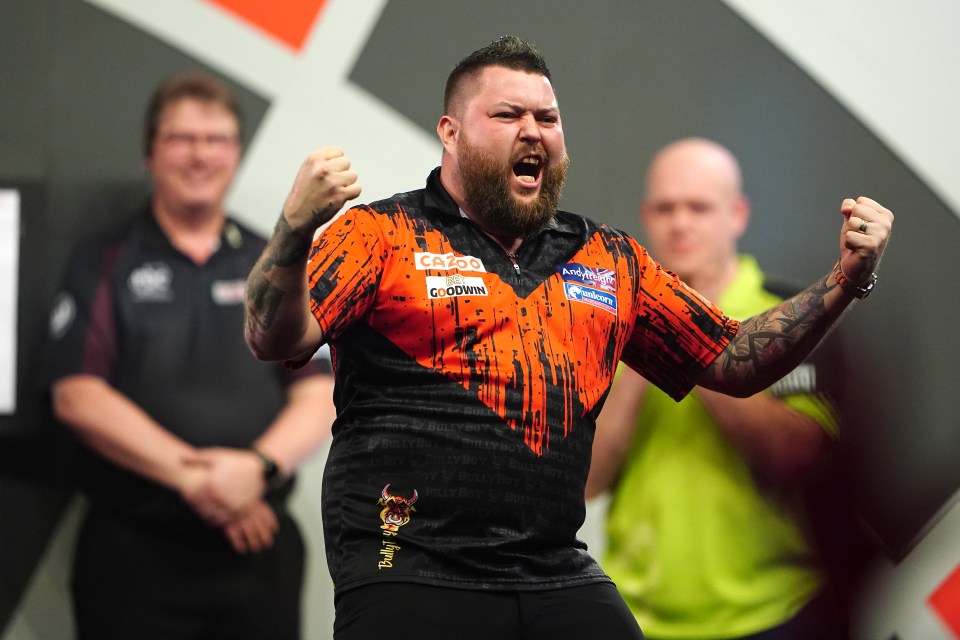 Michael Smith hit a nine-darter on route to beating Michael van Gerwen