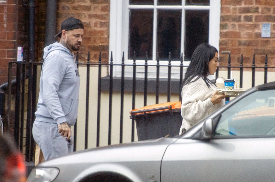 The on-off couple were seen grabbing food in Liverpool, where Katie is in panto