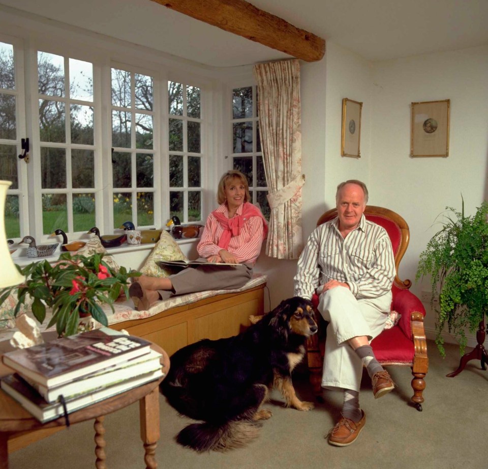 Esther Rantzen and husband Desmond Wilcox at home, circa 1991