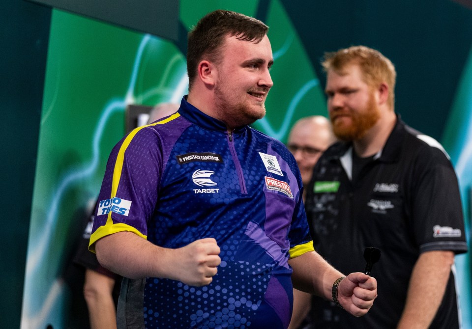 Luke Littler beat Matt Campbell to reach the last 16 on Wednesday evening