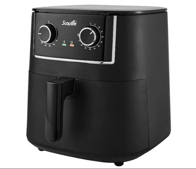 The Scoville 6.5L Air Fryer is selling for just £35 and is dubbed a "no brainer" by happy customers