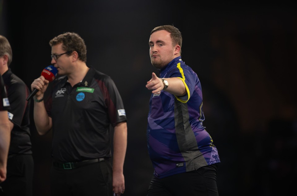 Littler's constant 180s thrilled the Ally Pally crowd