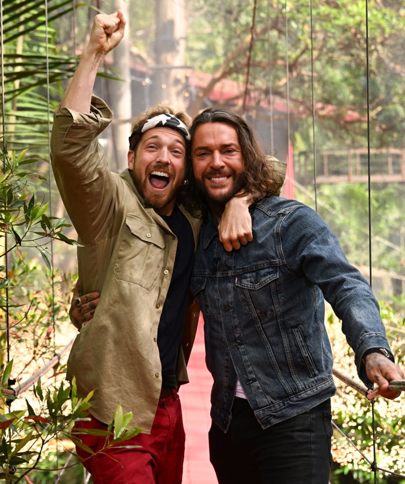 Sam celebrated his win with his best pal, Pete Wicks