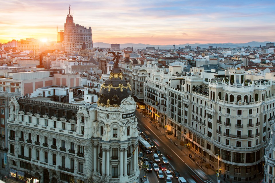 €2.4billion will be invested into an expansion project at Madrid Barajas Airport