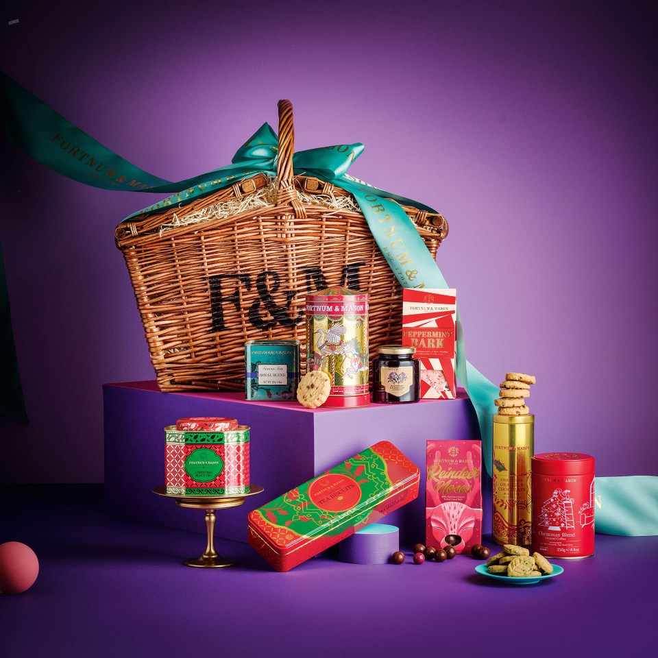 From luxe to low-cost, Christmas hampers are a crowd-pleasing gift