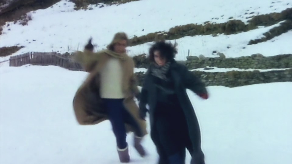 The video was shot in a Swiss ski resort and featured model Kathy Hill as Andrew’s girlfriend, who had previously broken George’s heart