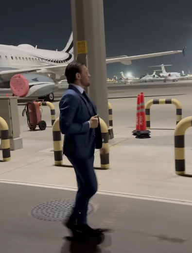 Conor McGregor took a private jet to Saudi Arabia