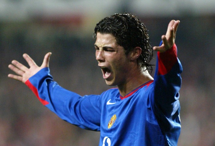 Manchester United's Cristiano Ronaldo reacts after a referee decision during their Champions League Group D soccer match against Benfica Wednesday, Dec.7, 2005, at Luz stadium in Lisbon, Portugal. Benfica won 2-1. (AP Photo/Steven Governo)