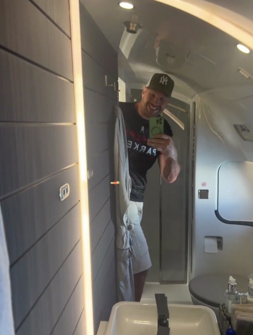 Tyson Fury provided a glimpse into the luxury jet that took his family to Saudi Arabia