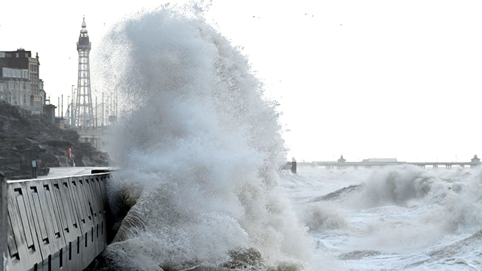 Gale force winds could cause mayhem for flights and ferries on New Year’s Eve