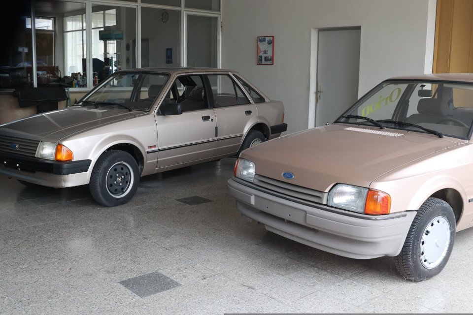 These cars were intended for the owner's grandchildren and can still be seen through the huge glass panes at the dealership