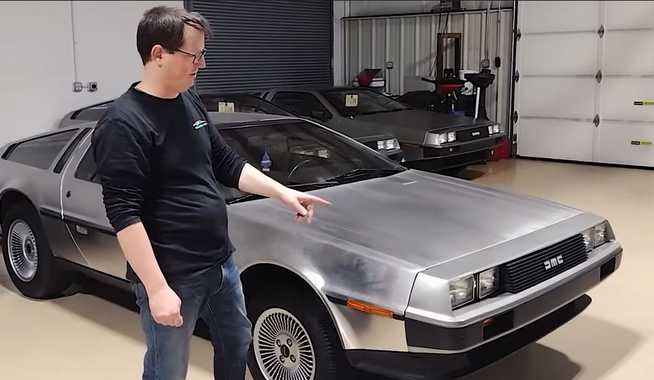 After just a few hours' work, the Delorean, which had clocked 977 miles, looked brand new