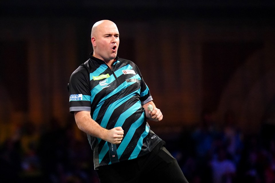 Rob Cross will use a roast dinner breakfast to fuel his World Darts Championship hopes