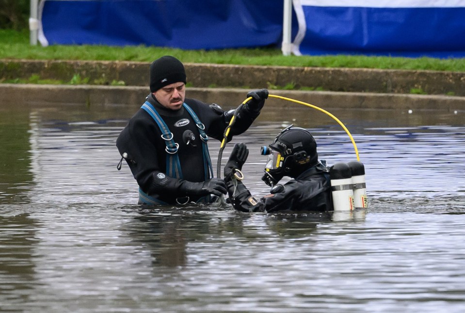 Cops are battling freezing conditions and poor visibility as they search the River Wensum