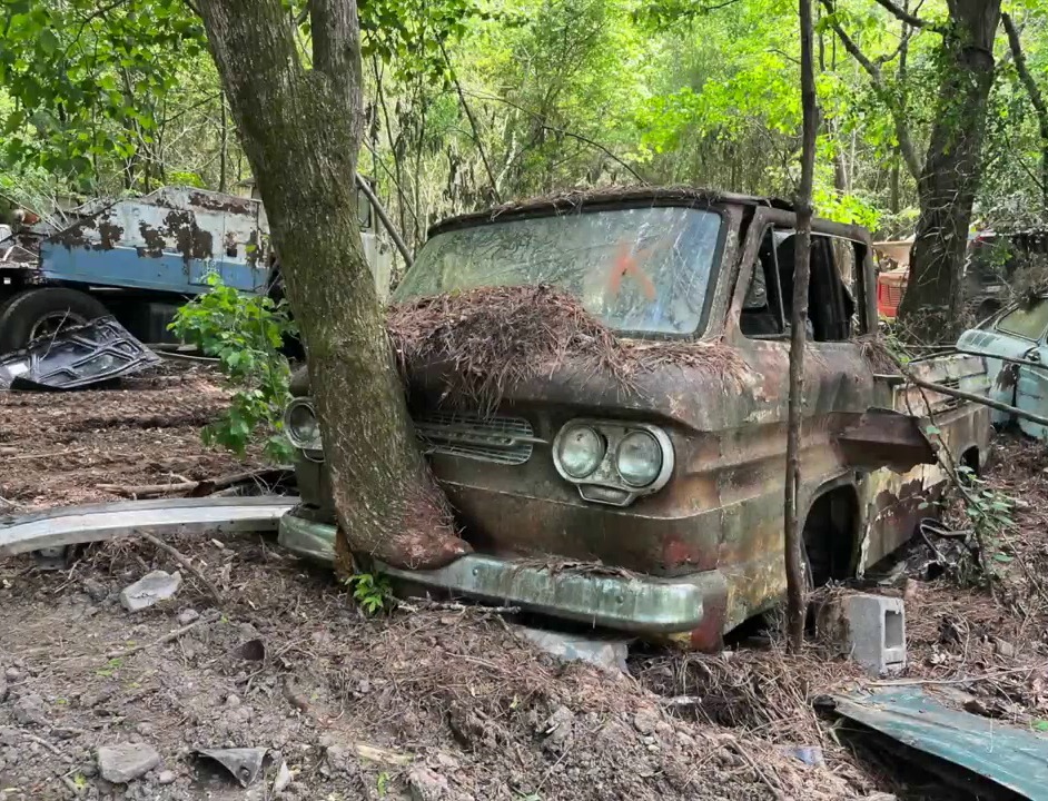 There were vintage vehicles from as far back as the '40s