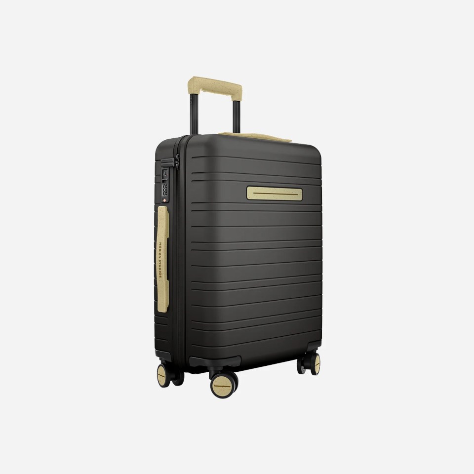 Get 20% off Horizn Studio's innovative smart luggage.