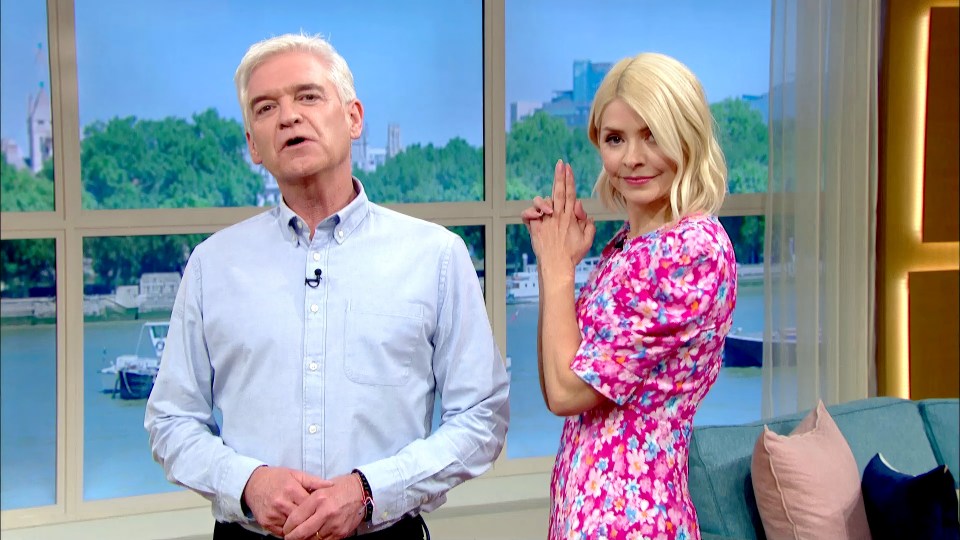 ITV staff have slammed a probe into Schofield's affair