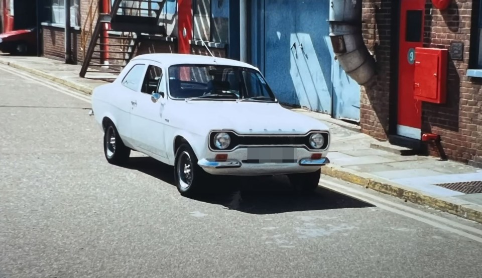 Stuart's RS2000 can 'easily' reach 100mph thanks to its Mk3 Cortina engine