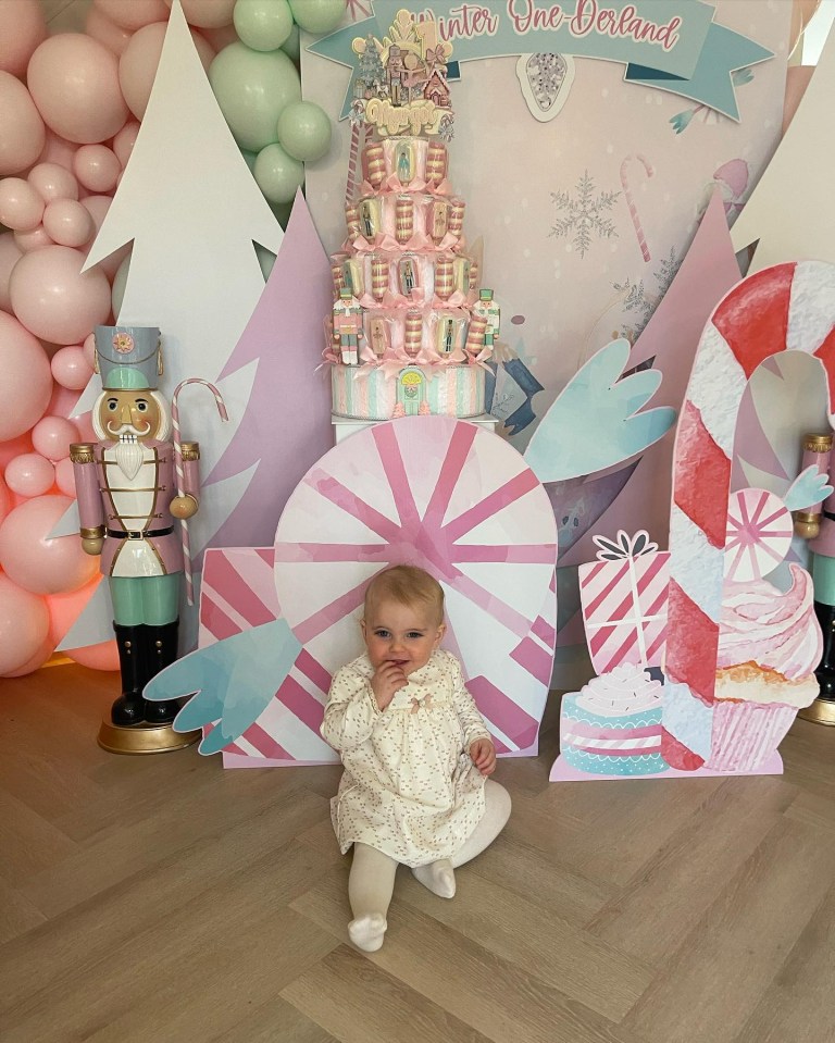 margot faiers shepherd first birthday with nelly billie arthur and greg