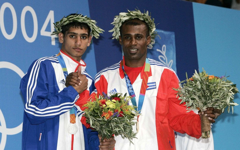 Amir Khan lost to Mario Kindelan in the 2004 Olympic final