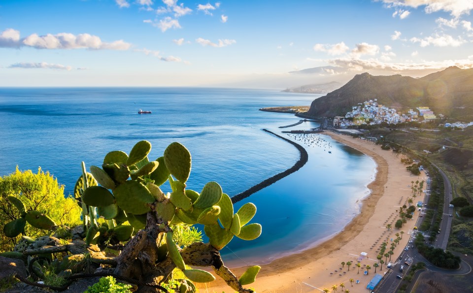 The Canaries are considered a sunny destination all year round, so temperatures will be around 24C in May