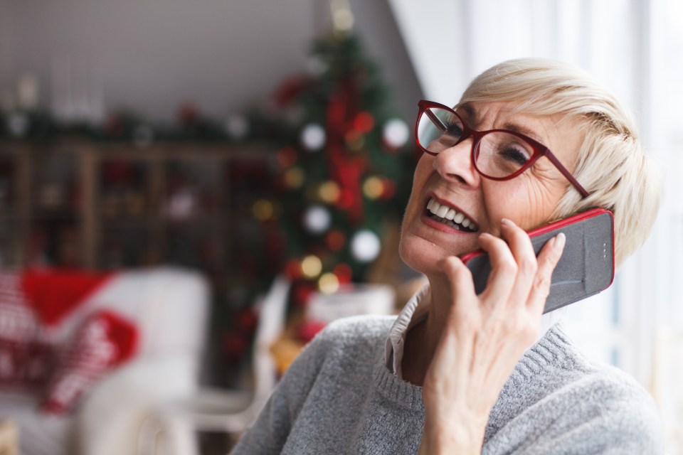 Calling a friend for a few minutes a day could be one of the keys to living longer