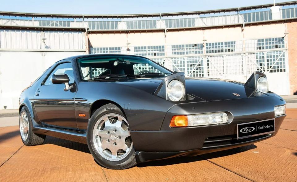 This one-of-a-kind Porsche 928 GT goes up for auction in January