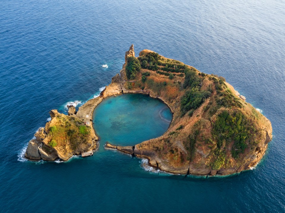 There are 44 Blue Flag beaches and a twin lake known as one of the ‘Seven Wonders of Portugal’