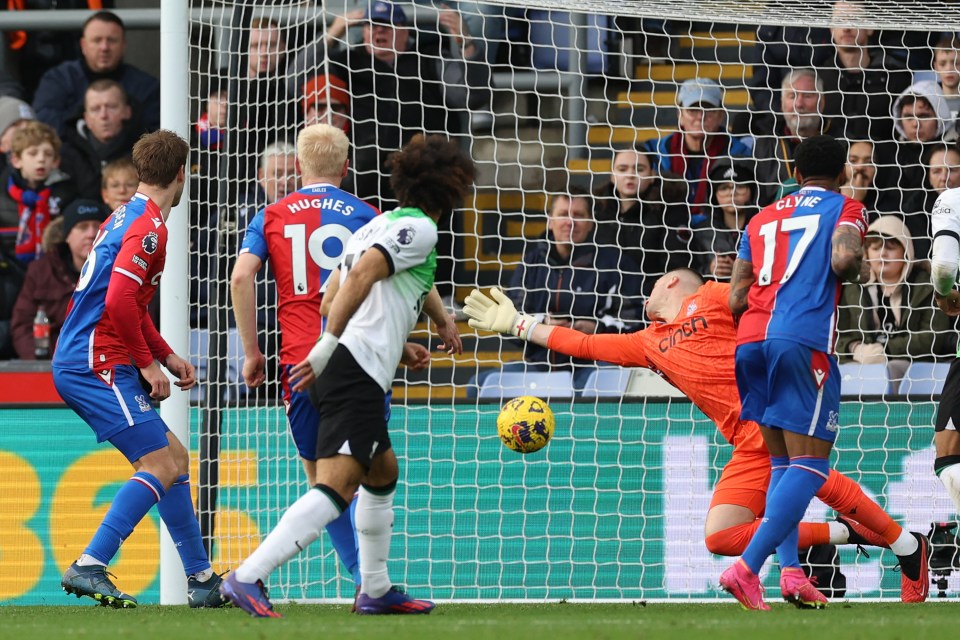 Mo Salah equalised for Liverpool in the 76th minute... moments after Ayew's exit